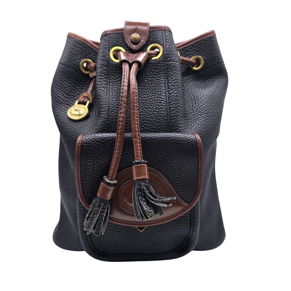 VINTAGE Dooney &‎ Bourke Bucket Bag Womens Medium Black Drawstring Tassel